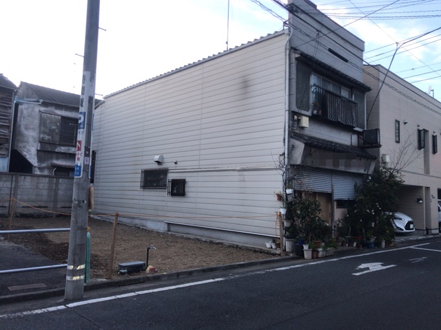 東京都品川区西大井の木造3階建て家屋解体工事後の様子です。